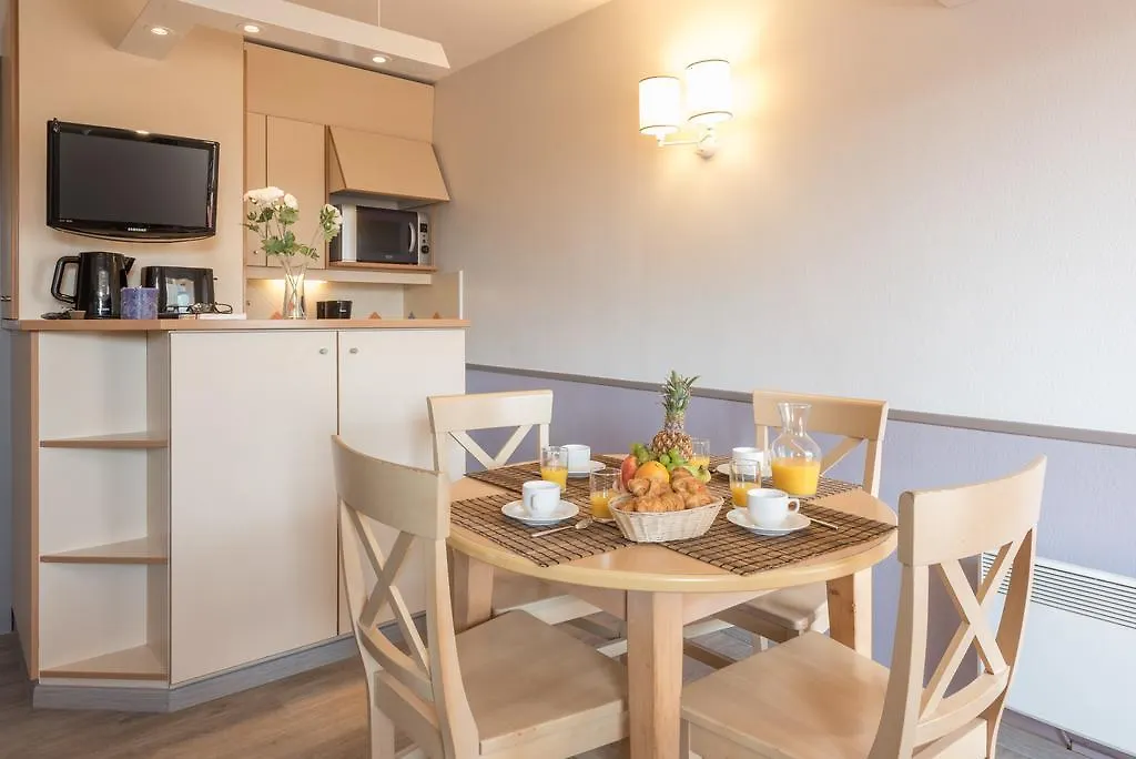 Residence Promenade Des Bains - Maeva Home Saint-Raphaël 0*,  فرنسا